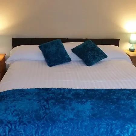 Erne Manor 3*